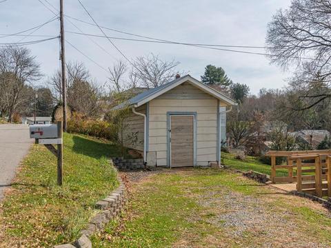 185 Painter St, Canton, NC 28716 photo 2