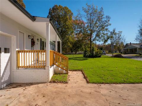 1209 Mccray St, Monroe, NC 28112 photo 2
