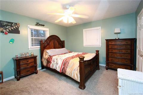 114 Sharon Pl, Hudson, NC 28638 photo 6