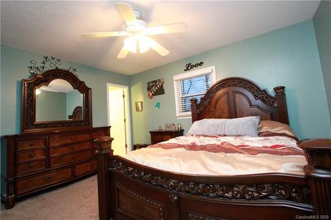 114 Sharon Pl, Hudson, NC 28638 photo 7