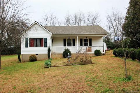 114 Sharon Pl, Hudson, NC 28638 photo 1