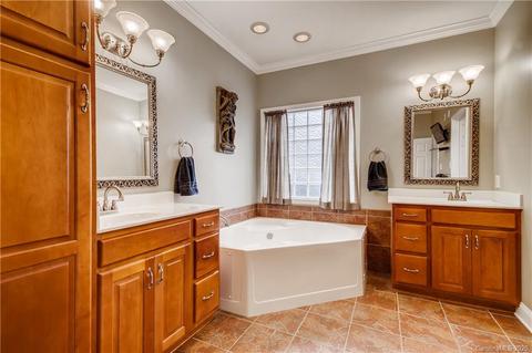 10768 Kingsview Dr, Davidson, NC 28036 photo 15