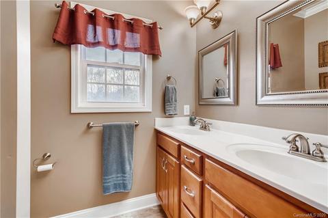 10768 Kingsview Dr, Davidson, NC 28036 photo 18