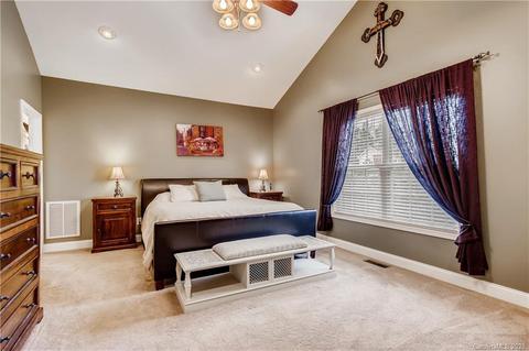 10768 Kingsview Dr, Davidson, NC 28036 photo 13