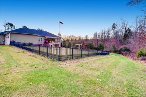 10768 Kingsview Dr, Davidson, NC 28036 photo 24