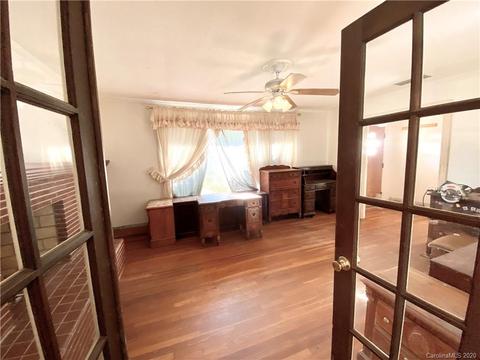 575 E Memorial Hwy, Harmony, NC 28634 photo 35