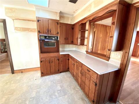 575 E Memorial Hwy, Harmony, NC 28634 photo 16