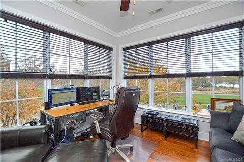 262 Harbour Place Dr, Davidson, NC 28036 photo 9
