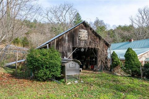 495 Sprinkle Branch Rd, Marshall, NC 28753 photo 37