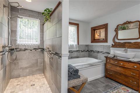 495 Sprinkle Branch Rd, Marshall, NC 28753 photo 23