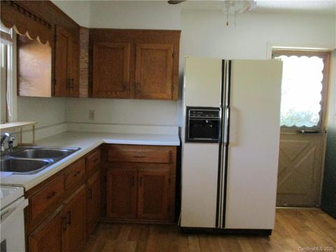 618 Lytle Mountain Rd, Marion, NC 28752 photo 6