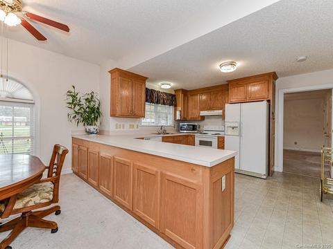 2153 Lancaster Ave, Monroe, NC 28112 photo 12