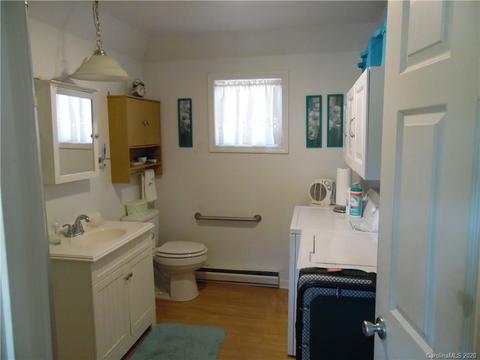34 White Pine Dr, Brevard, NC 28712 photo 5