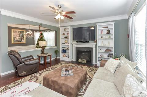 216 Hydrangea Dr, Clover, SC 29710 photo 8