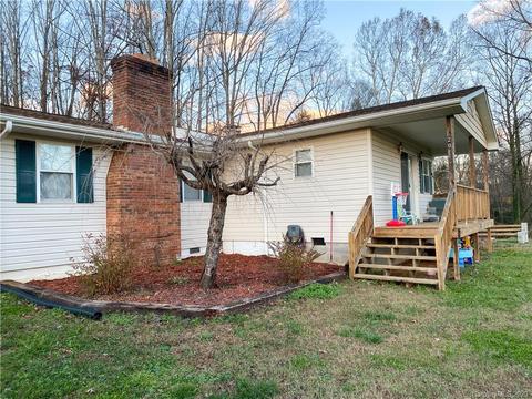 20 Bartlett Rd, Marion, NC 28752 photo 1