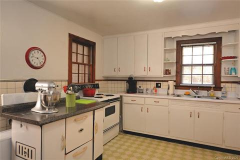 27 Greenway Rd, Sylva, NC 28779 photo 22