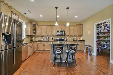 9 Maple St, Fletcher, NC 28732 photo 4
