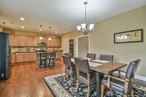 9 Maple St, Fletcher, NC 28732 photo 6