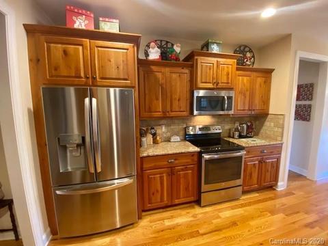 1017 Table View Dr, Morganton, NC 28655 photo 10