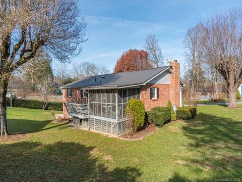 14 Briar Ln, Clyde, NC 28721 photo 22