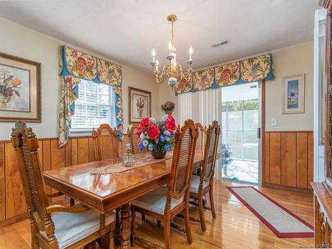 14 Briar Ln, Clyde, NC 28721 photo 7