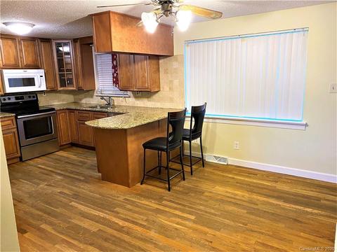 700 7th St SE, Hickory, NC 28602 photo 33