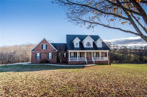 465 Fox Hunter Rd, Harmony, NC 28634 photo 37