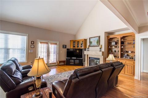 465 Fox Hunter Rd, Harmony, NC 28634 photo 11
