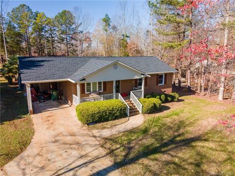 1846 Bardell St, Lancaster, SC 29720 photo 2