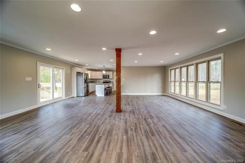 116 Holiday Rd, Lancaster, SC 29720 photo 3