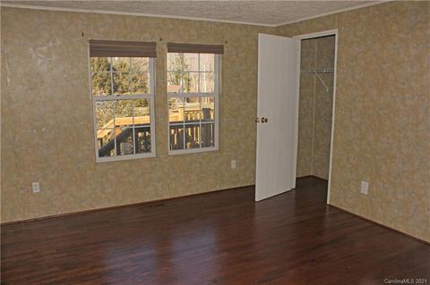 4008 Old Clyde Rd, Clyde, NC 28721 photo 25