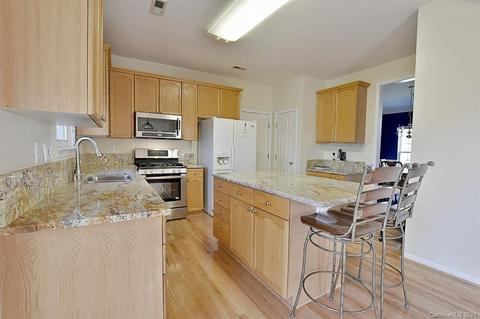 1021 Kilpatrick Ln, Fort Mill, SC 29708 photo 13