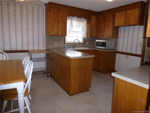 1917 Hickory Dr, Lancaster, SC 29720 photo 9