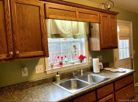 1295 Trinity Pl, Granite Falls, NC 28630 photo 6