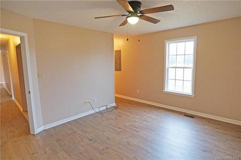 3755 Bridle Path Dr, Vale, NC 28168 photo 13