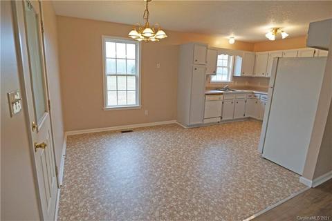 3755 Bridle Path Dr, Vale, NC 28168 photo 4