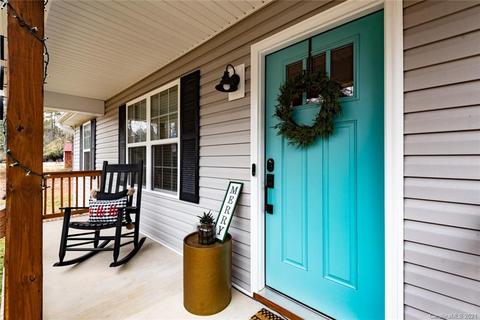 100 Mel Ln, Crouse, NC 28033 photo 4