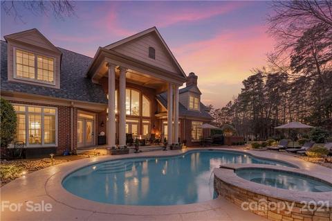19003 Double Eagle Dr, Cornelius, NC 28031 photo 2