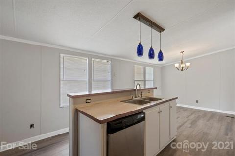 125 Stagecrest Dr, Harmony, NC 28634 photo 9