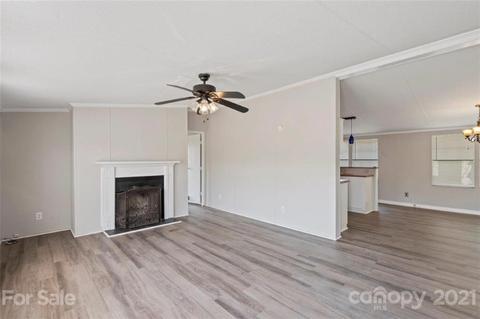 125 Stagecrest Dr, Harmony, NC 28634 photo 3