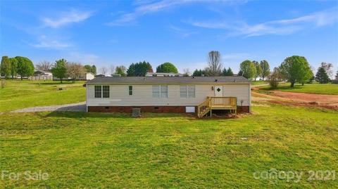 125 Stagecrest Dr, Harmony, NC 28634 photo 2