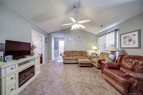 582 Frances St, Monroe, NC 28110 photo 4