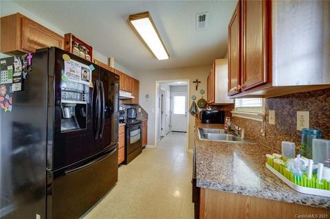582 Frances St, Monroe, NC 28110 photo 8