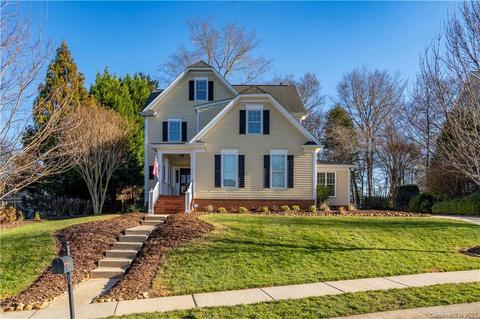 124 Martin St, Davidson, NC 28036 photo 2