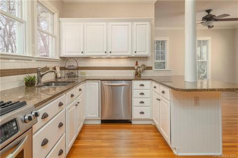 124 Martin St, Davidson, NC 28036 photo 15