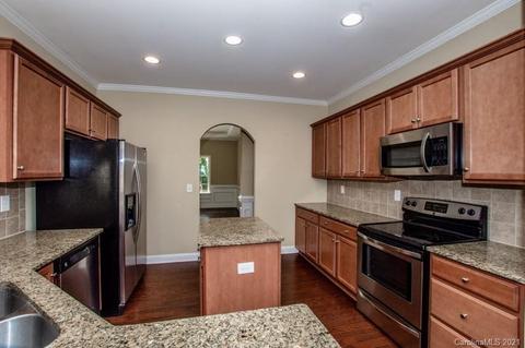 21008 Lagoona Dr, Cornelius, NC 28031 photo 8