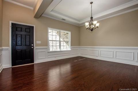 21008 Lagoona Dr, Cornelius, NC 28031 photo 2