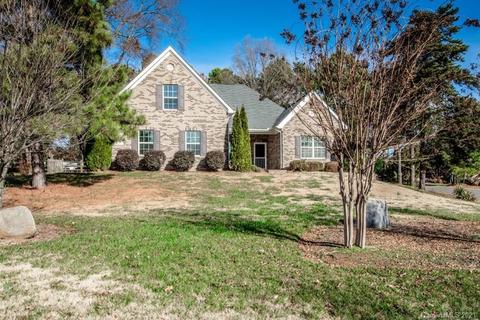 21008 Lagoona Dr, Cornelius, NC 28031 photo 1