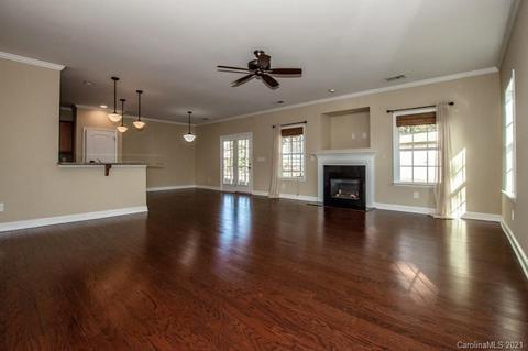 21008 Lagoona Dr, Cornelius, NC 28031 photo 6