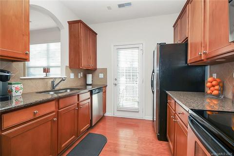 2139 Midnight Blue Ln, Fort Mill, SC 29708 photo 3